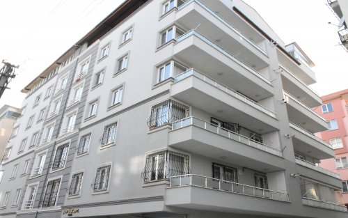 ŞENTÜRK APARTMANI